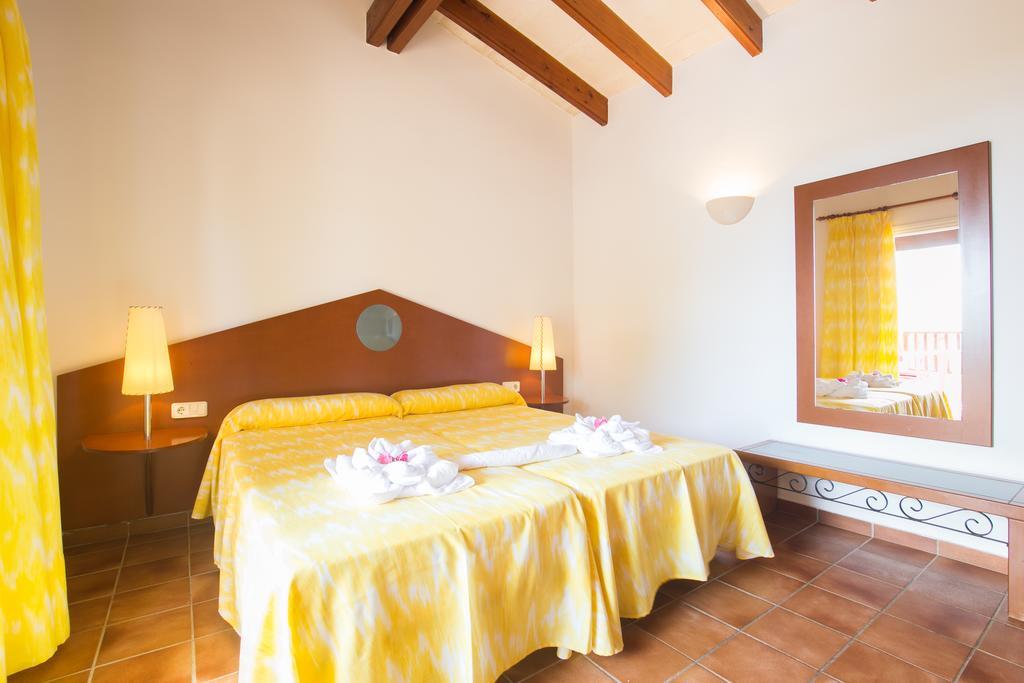 Club Pueblo Menorquin Ciutadella (Menorca) Exterior foto