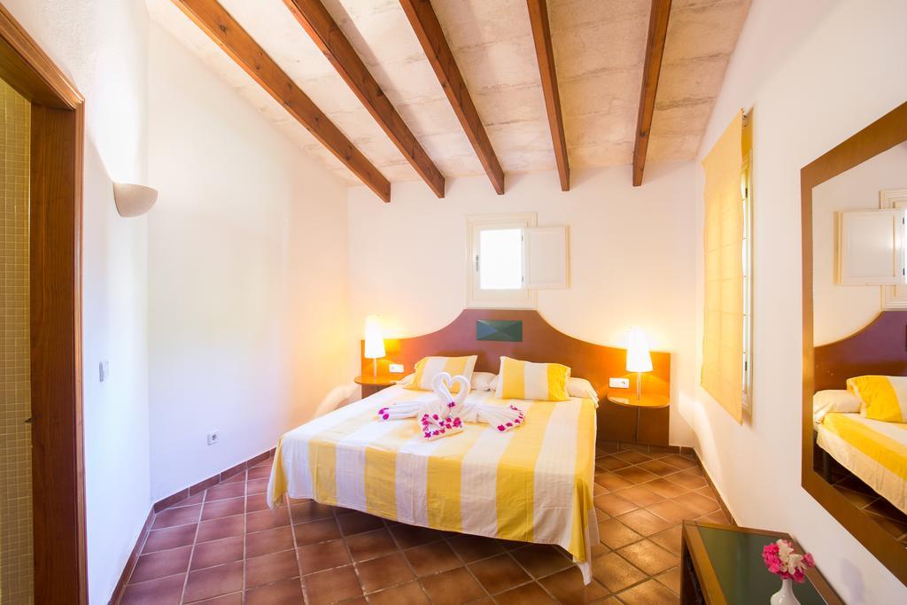 Club Pueblo Menorquin Ciutadella (Menorca) Exterior foto